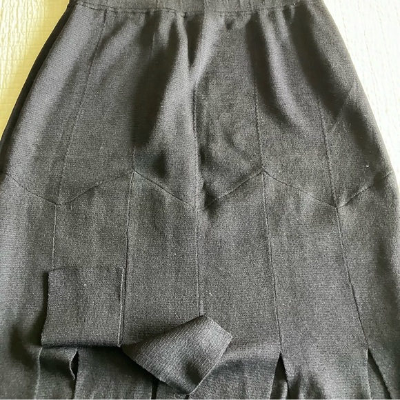 EUC St John midnight blue“Santana” knit w/chevron pattern & slit “car wash” hem - Picture 3 of 11